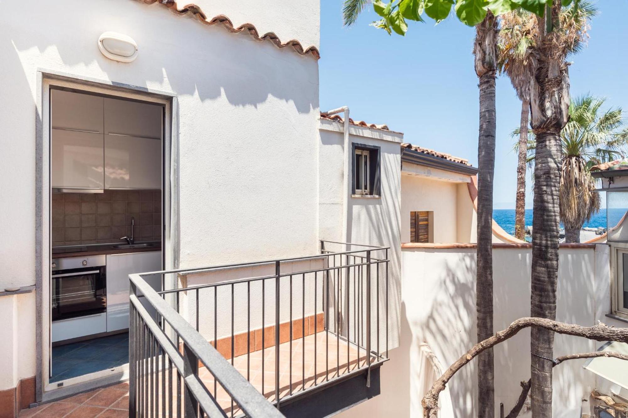 Villa Blue54 - Pozzillo Sul Mare Fra L'Etna E Taormina Exterior foto