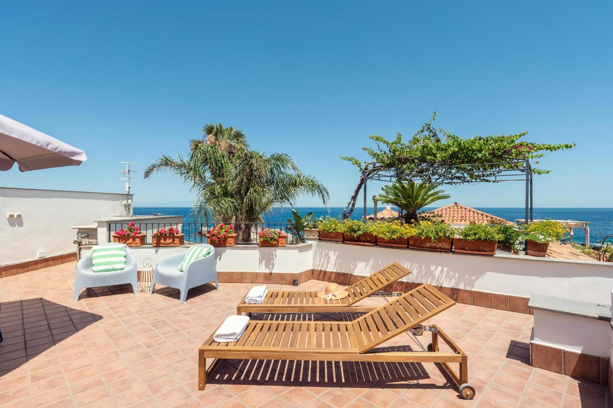 Villa Blue54 - Pozzillo Sul Mare Fra L'Etna E Taormina Exterior foto